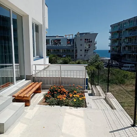 Victoria House * Byala (Varna)